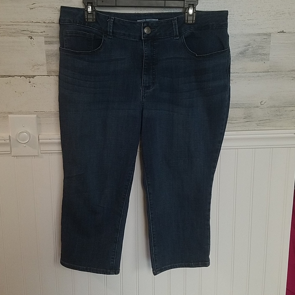 Denim capris